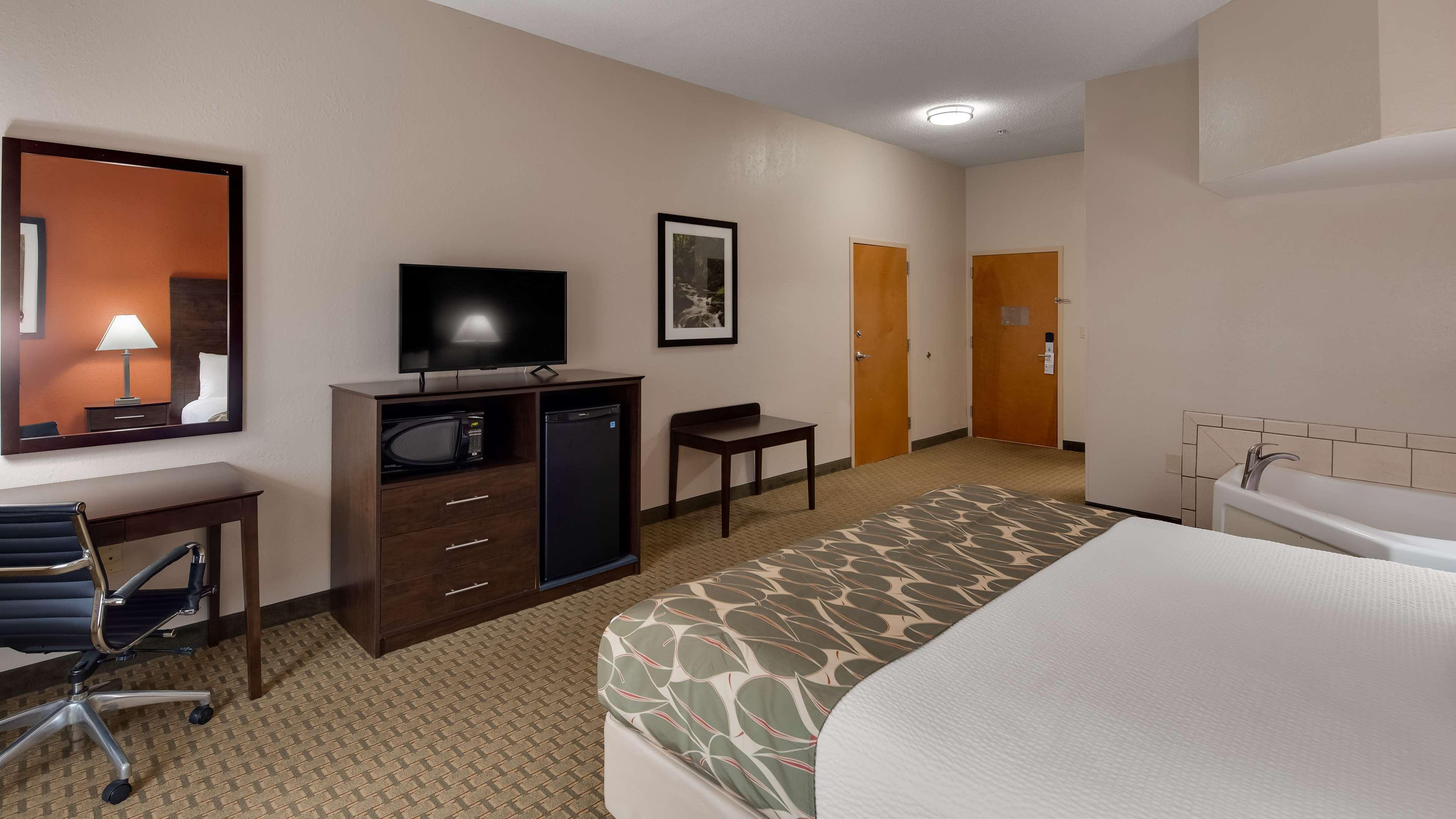 Berrys Crossroads Best Western Executive Inn - Latta מראה חיצוני תמונה
