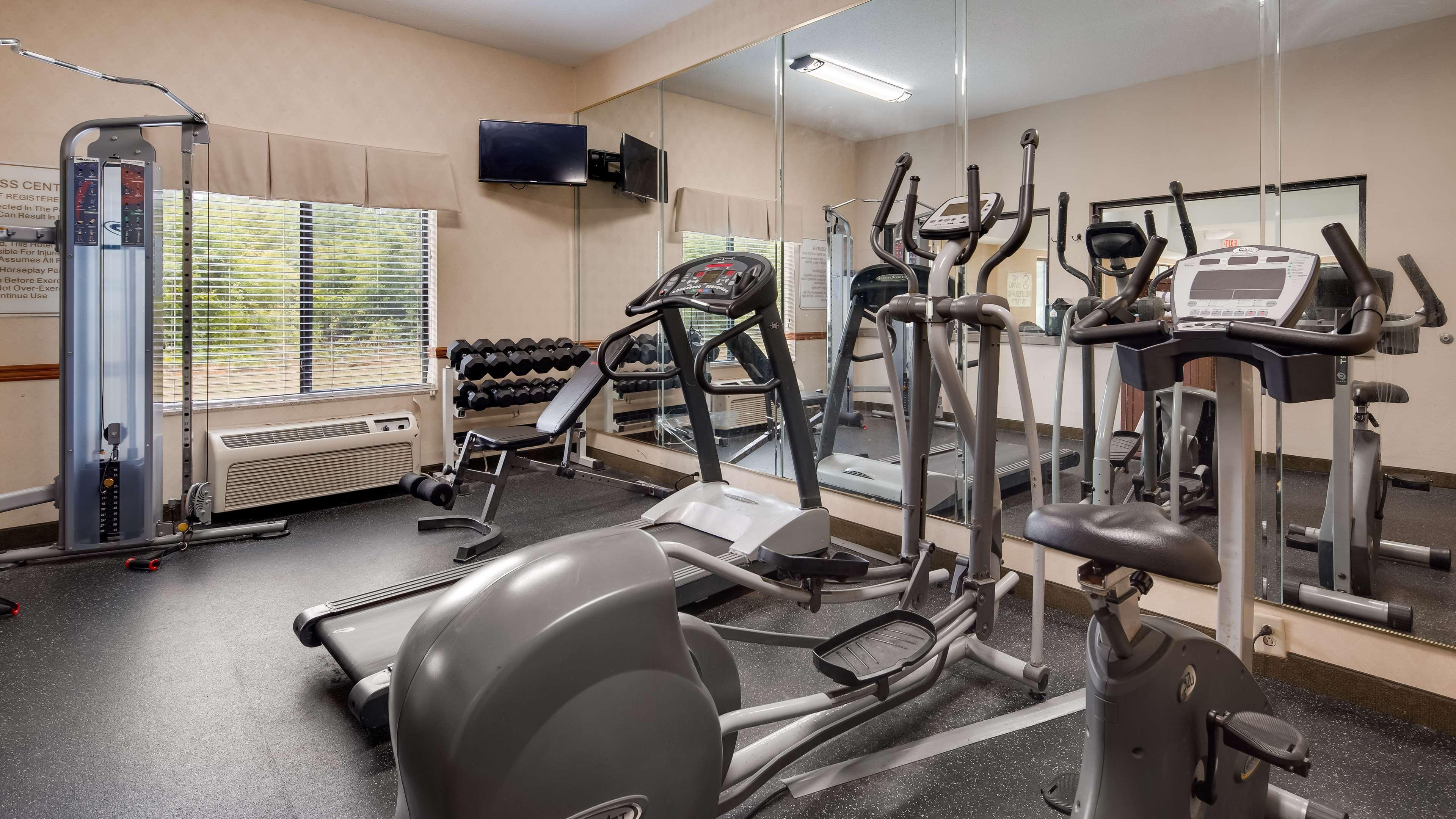 Berrys Crossroads Best Western Executive Inn - Latta מראה חיצוני תמונה