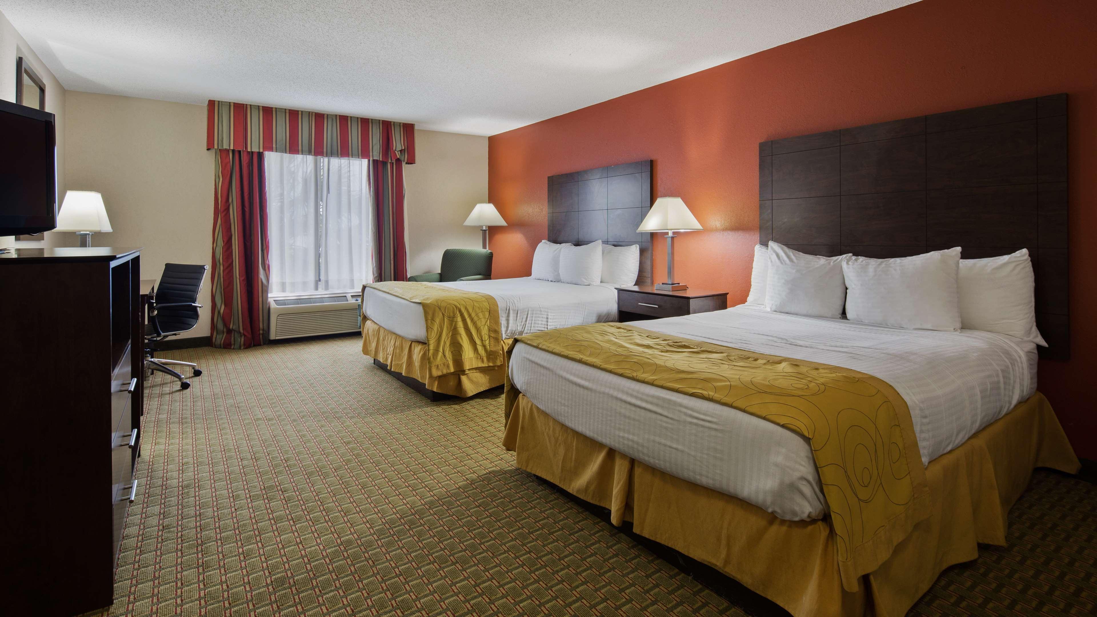 Berrys Crossroads Best Western Executive Inn - Latta מראה חיצוני תמונה
