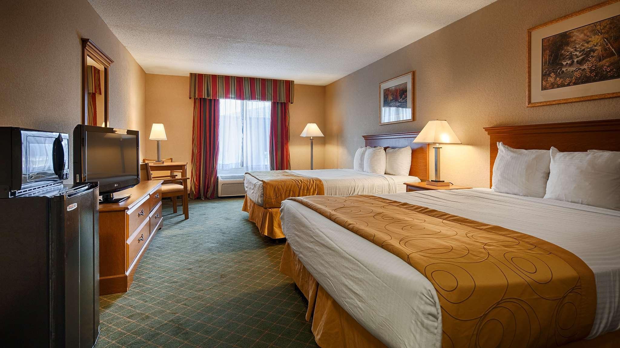Berrys Crossroads Best Western Executive Inn - Latta מראה חיצוני תמונה