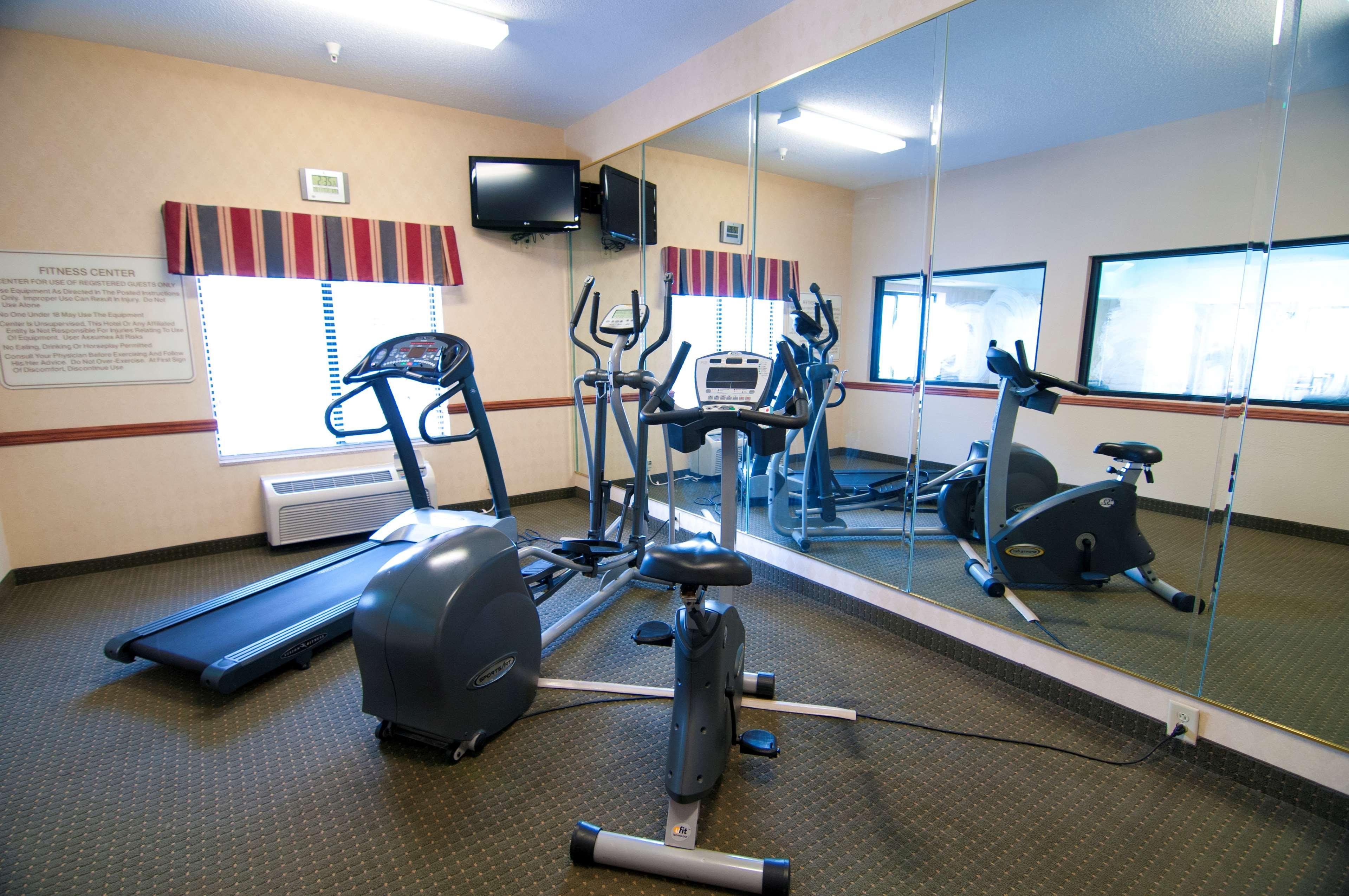 Berrys Crossroads Best Western Executive Inn - Latta מראה חיצוני תמונה