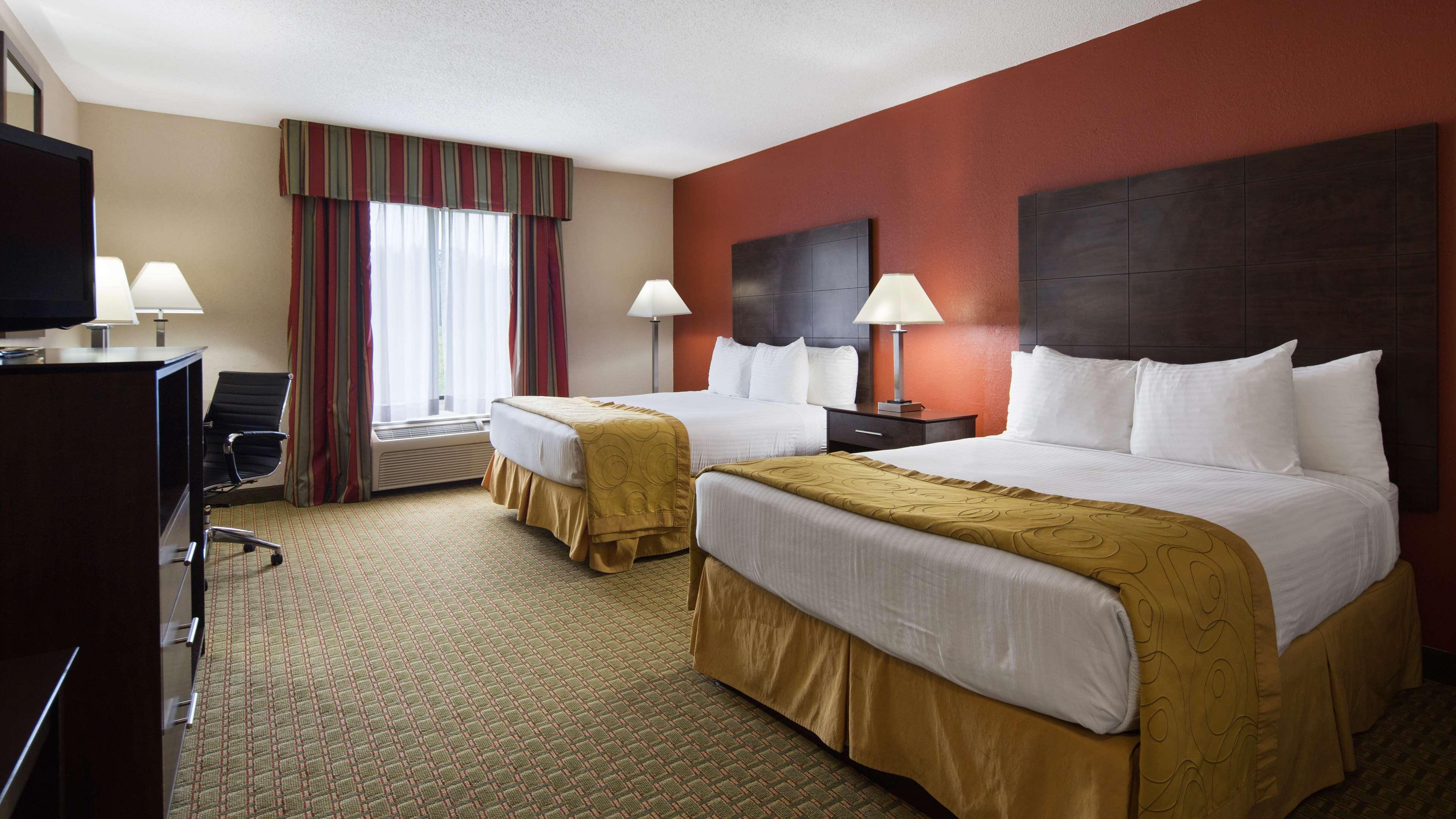 Berrys Crossroads Best Western Executive Inn - Latta מראה חיצוני תמונה