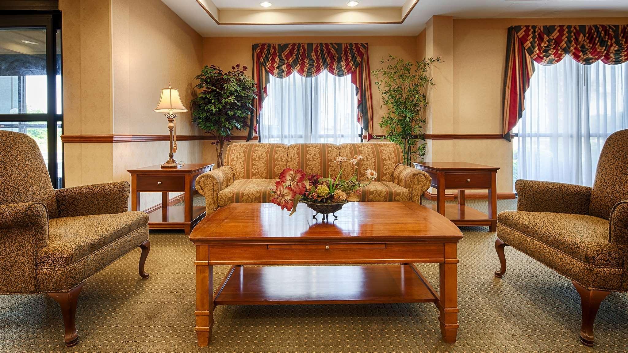 Berrys Crossroads Best Western Executive Inn - Latta מראה חיצוני תמונה